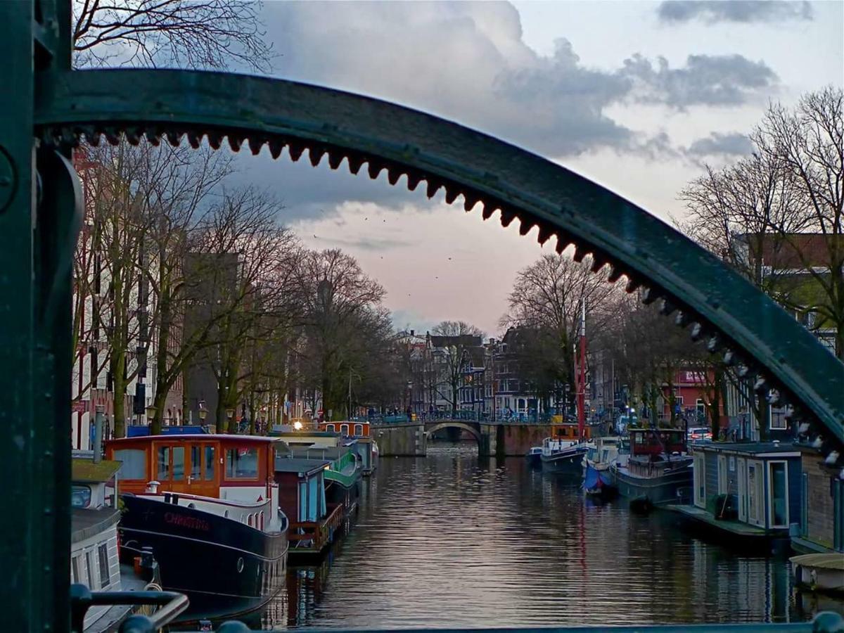 Central & Quiet Canal Apartment Amsterdam Dış mekan fotoğraf
